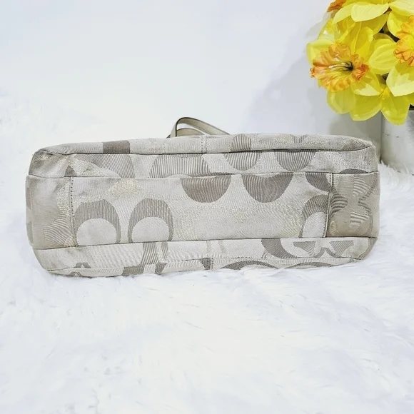 Coach Penelope signature satchel handbag cream and gold - Picture 6 of 11